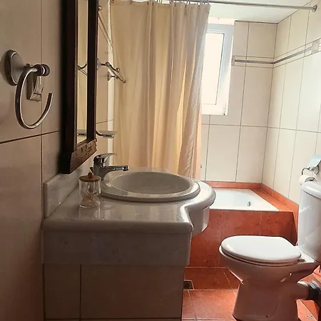 Sunset Oasis Mítikas