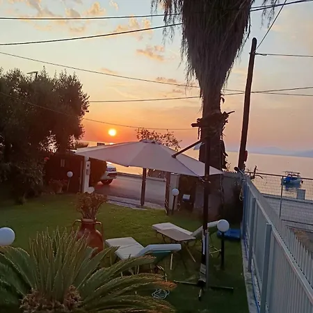 Sunset Oasis Lägenhet Mítikas