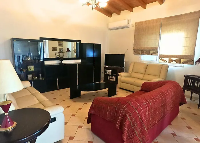 Sunset Oasis Mítikas