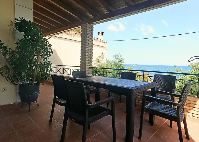 Sunset Oasis Apartment