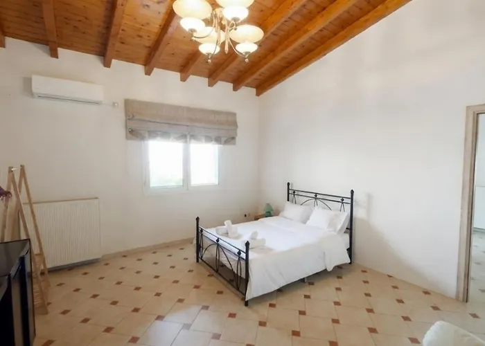 Sunset Oasis Mítikas